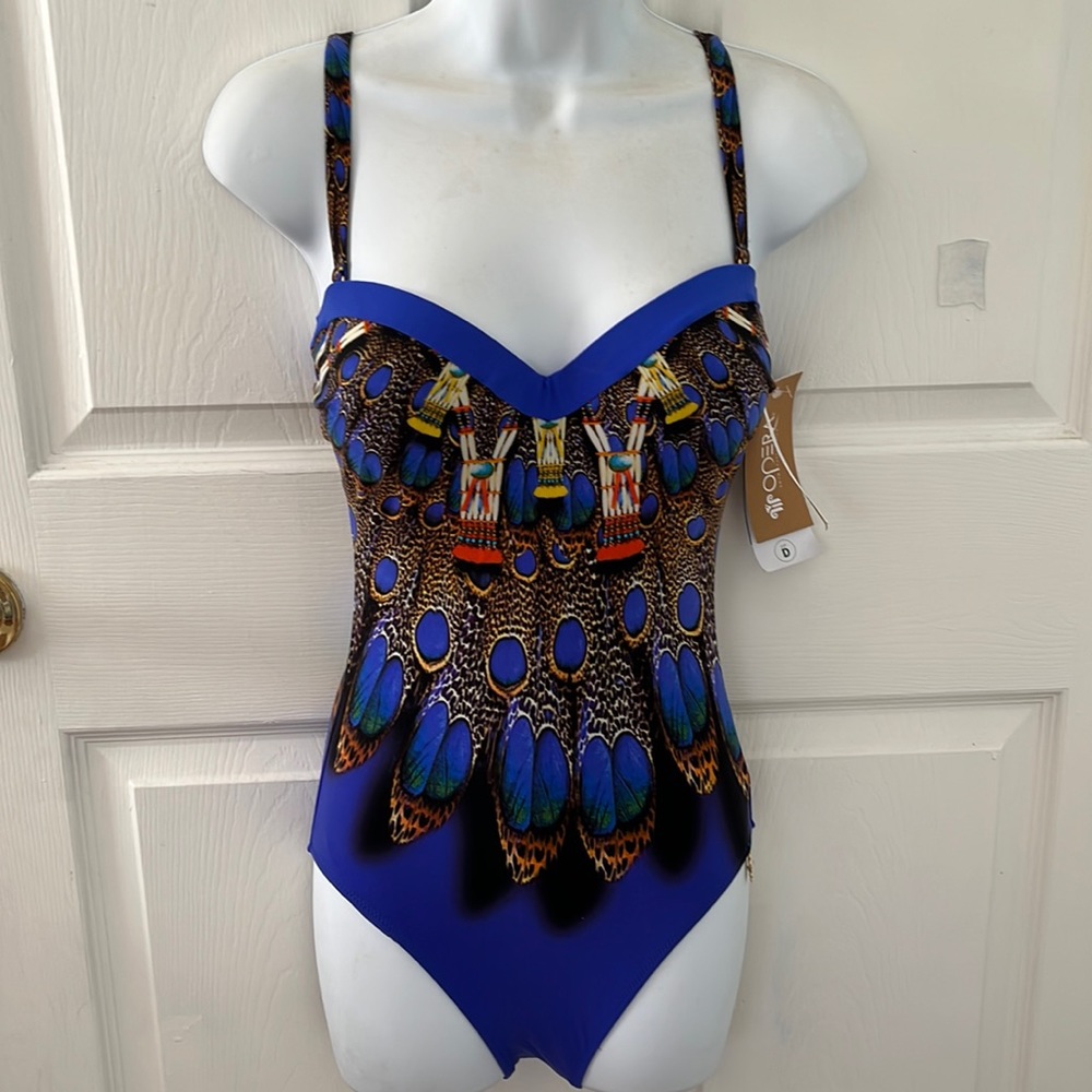 BATHING SUIT NWT